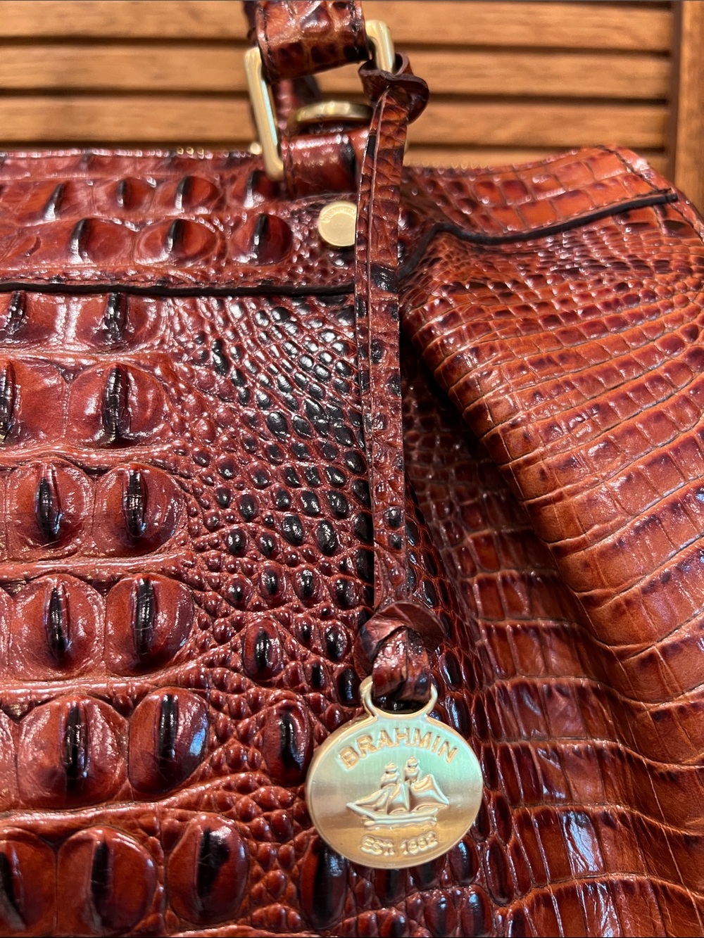 EUC Brahmin Satchel in Pecan Melbourne Croc Embossed Leather Luxury bag, purse - Picture 3 of 17